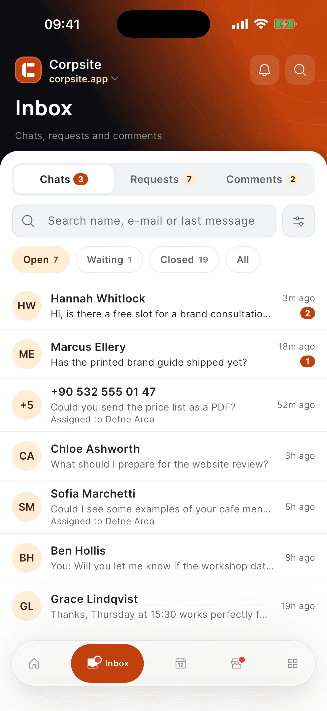 The Corpsite app inbox: site forms, live chats and comments